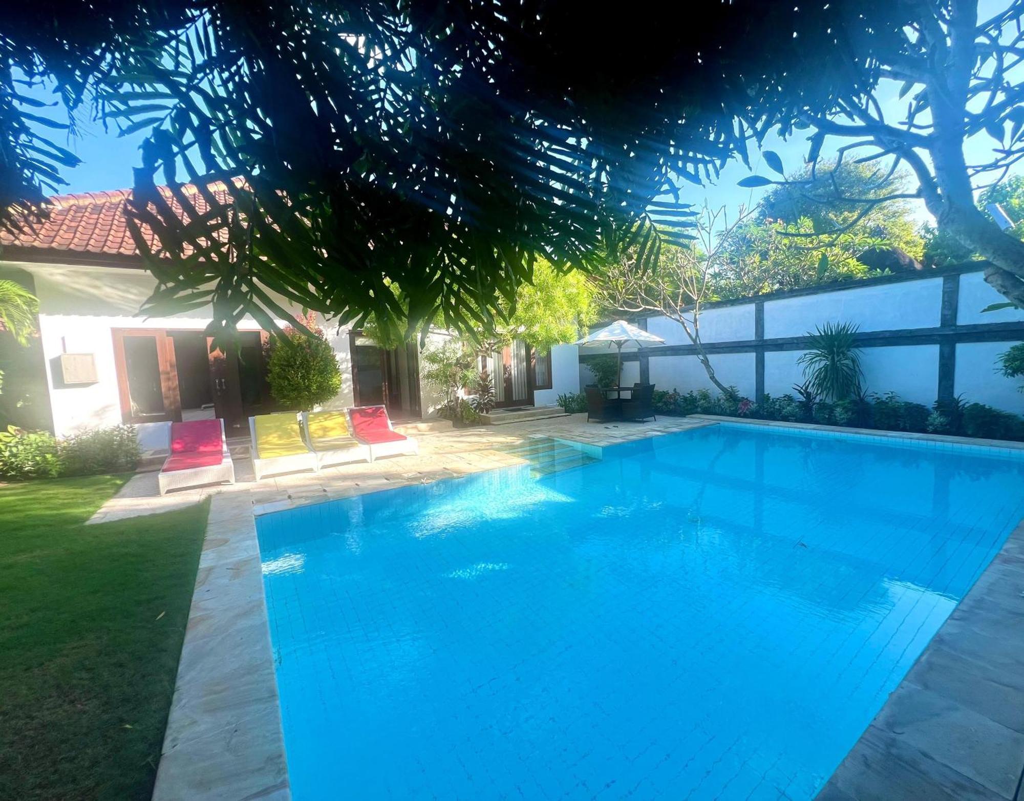 Charlie Guest House Nusa Dua  Exterior photo